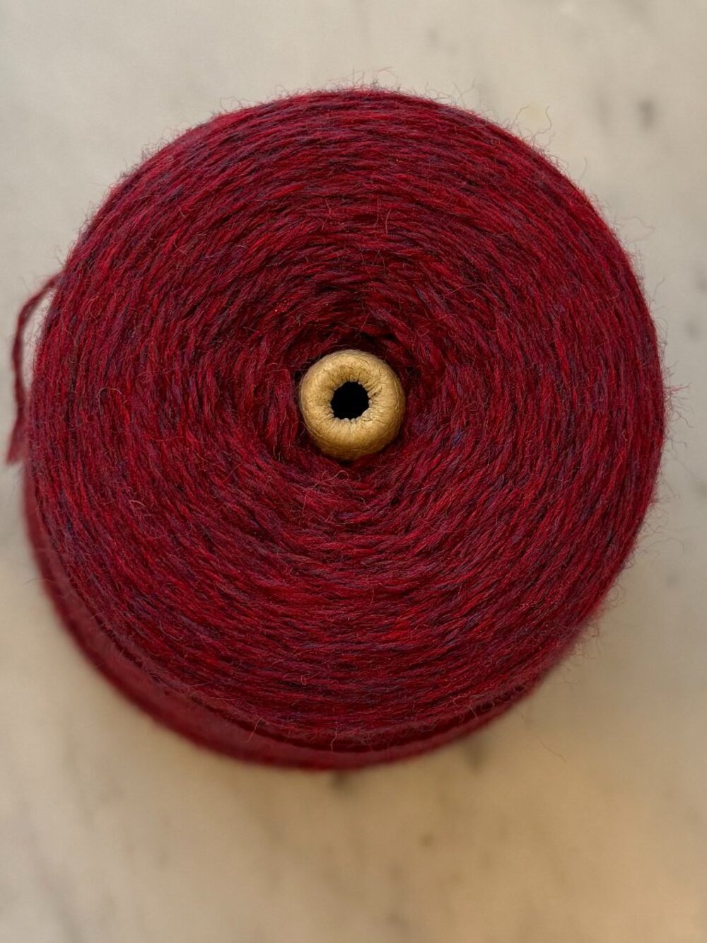 JaggerSpun Maine Highland Heather CRANBERRY 2/8 Wool 1 LB Cone Weaving Knitting - Picture 3 of 5